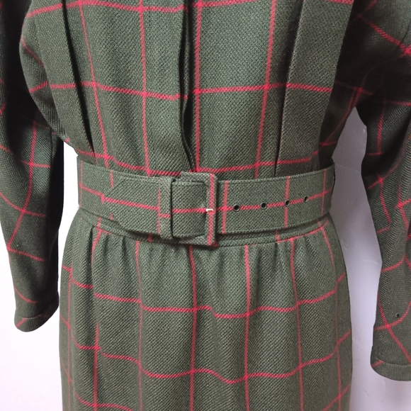 VTG Valentino Boutique! Wool knit houndstooth midi w structured shoulders. Sz 10 - Picture 7 of 16